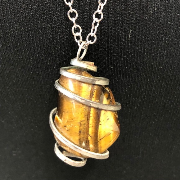 Yellow Stone Pendant Silver Chain Necklace NWOT - Picture 2 of 3